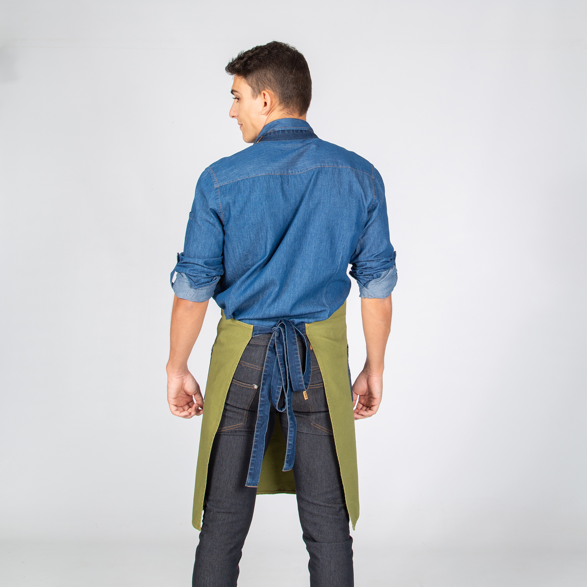 grembiule-con-pettorina-lavato-twill-combinato-denim-indaco-80x85-cm-redline-3.jpg