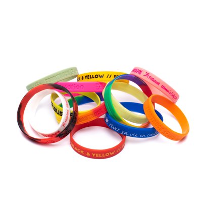 braccialetti-personalizzati-in-silicone-12mm-width.jpg