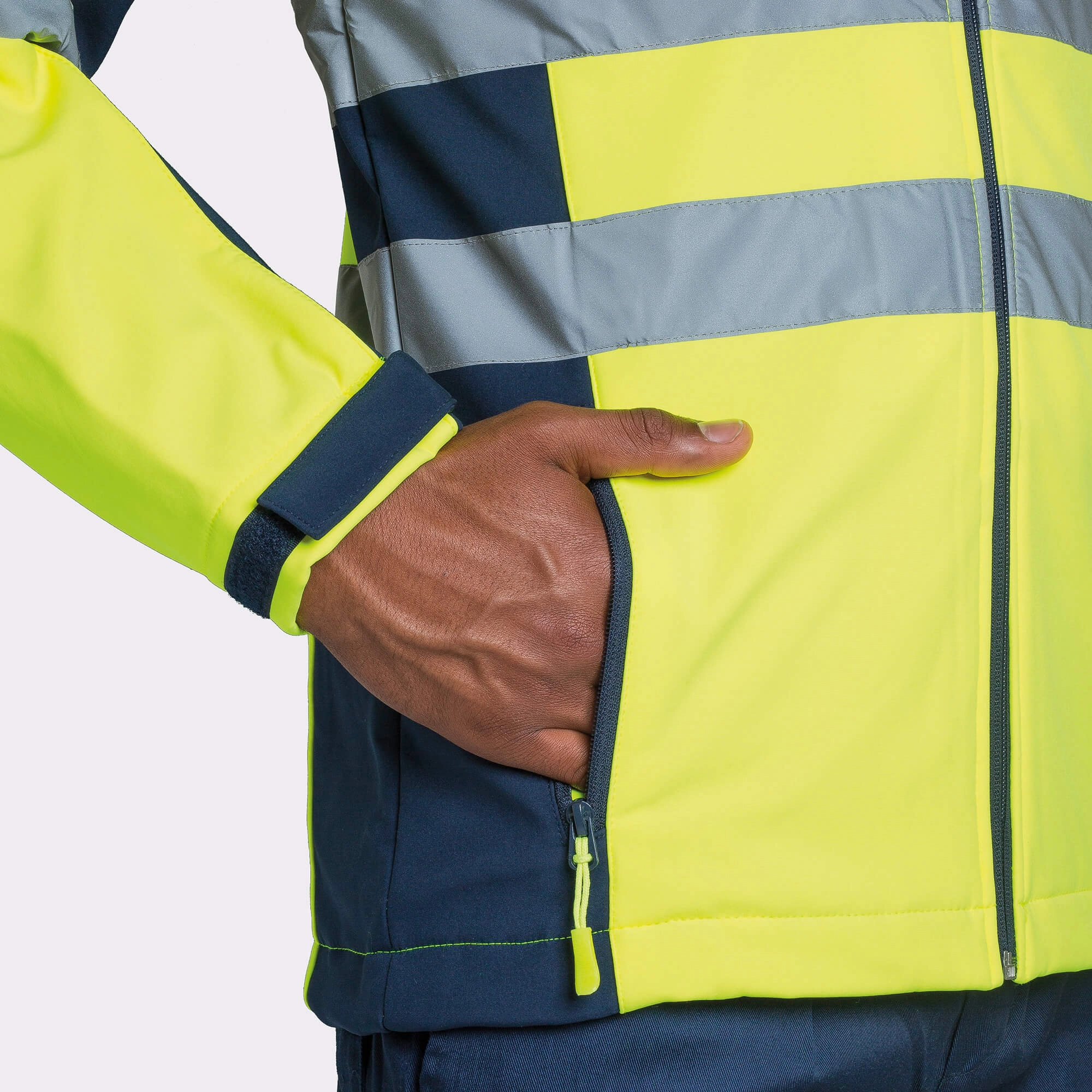r9303-roly-antares-giubbino-soft-shell-uomo-alta-visibilita-17.webp