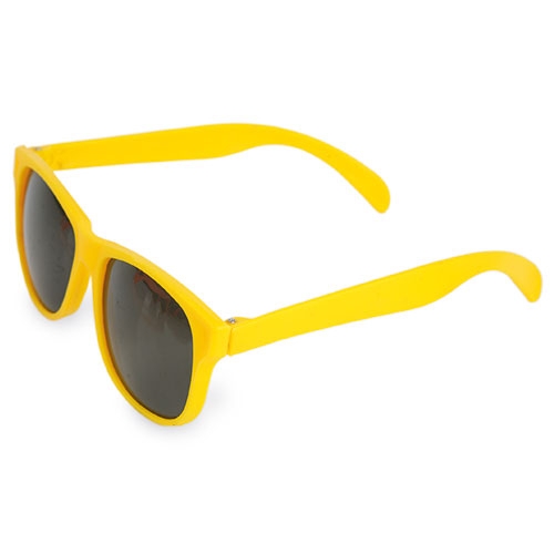 occhiali-da-sole-basic-giallo.jpg