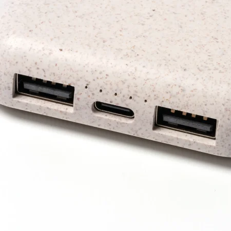 7_6058-ambro-power-bank-in-bamboo-e-fibra-di-frumento.webp