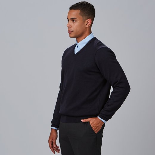 maglioncino-scollo-a-v-uomo-4.jpg